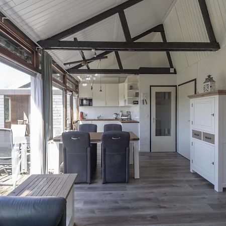 Exquisite Bungalow By The Sea Sint Maartensvlotbrug Ngoại thất bức ảnh